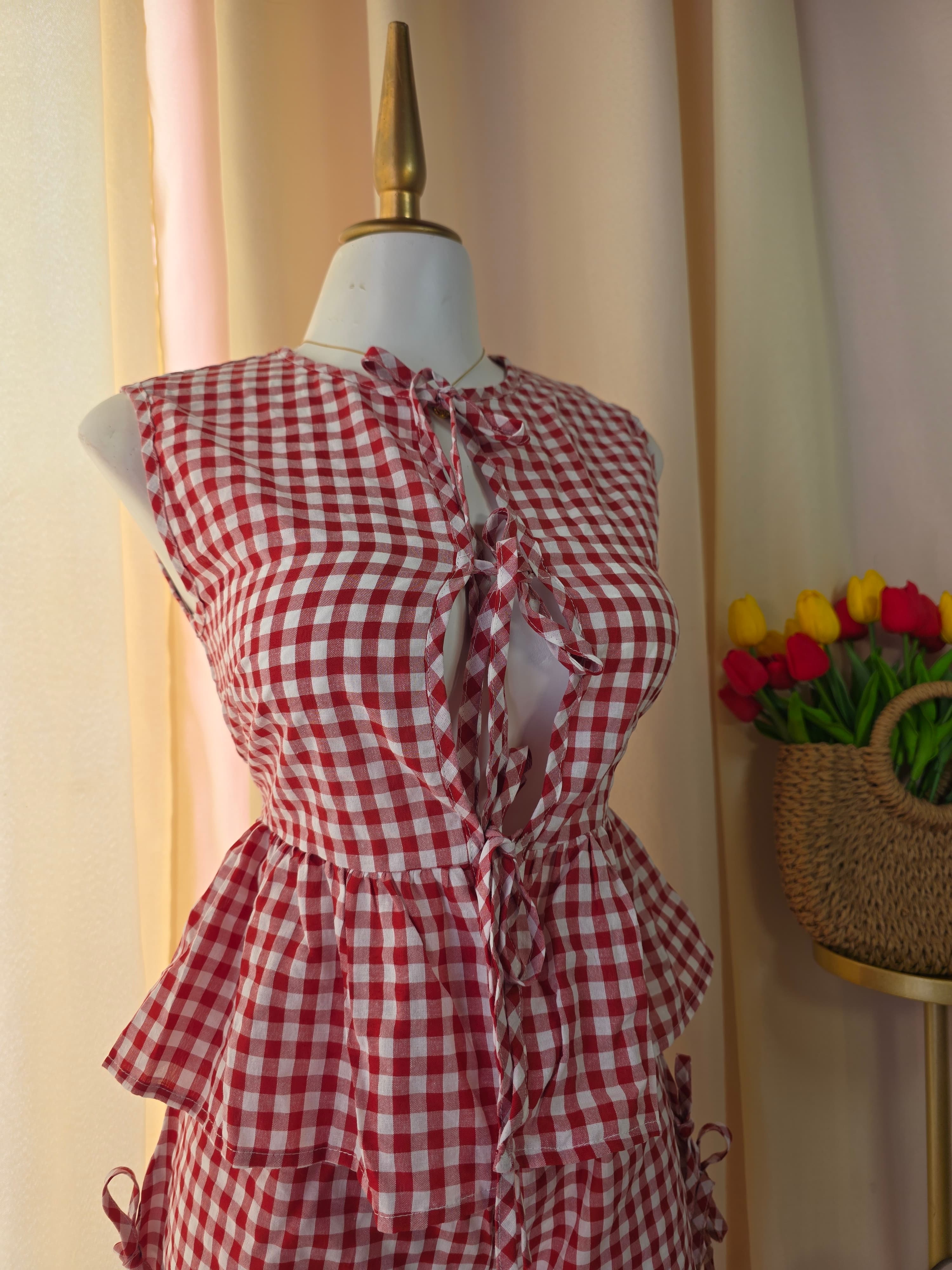 Conjunto de blusa sin mangas y short a cuadros vichy